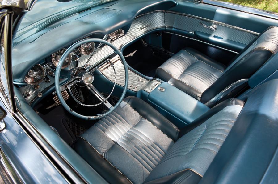  Ford Thunderbird Convertible 1963 года  (фото 23 из 28)